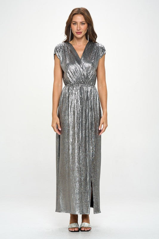 Made in USA Sleeveless Metallic Maxi Dress – Renee C. | ClozArt