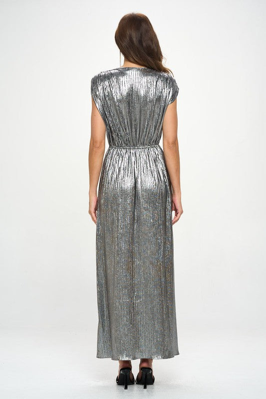Made in USA Sleeveless Metallic Maxi Dress – Renee C. | ClozArt