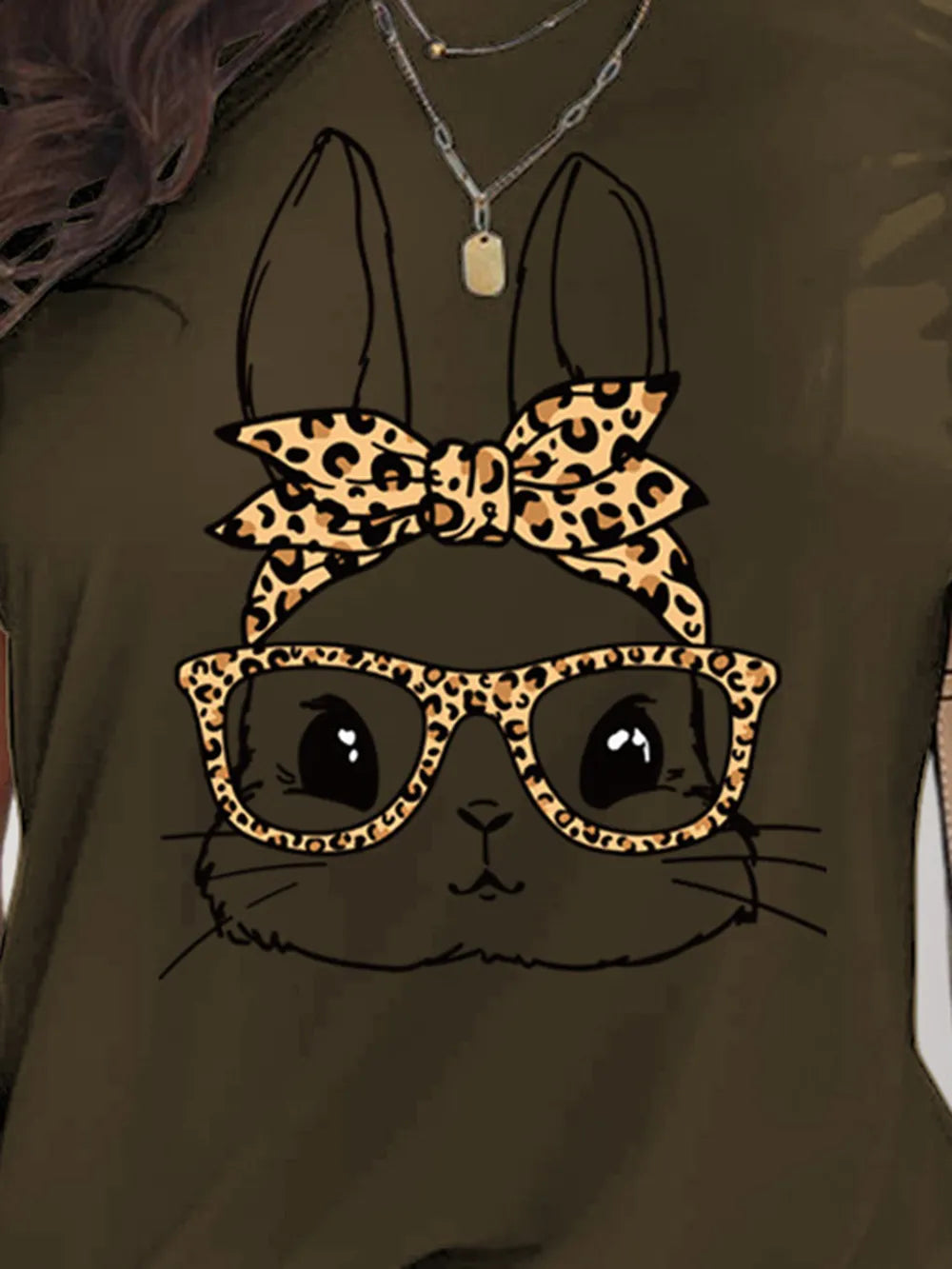 Rabbit Graphic Round Neck Short Sleeve T-Shirt – Trendsi | ClozArt