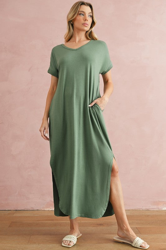 V Neck Hidden Pocket Splits Maxi T-shirt Dress – SHEWIN INC. | ClozArt