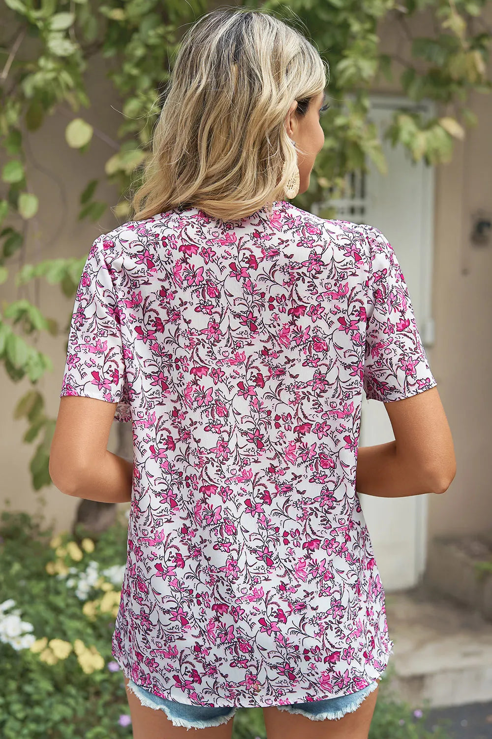Floral V-Neck Short Sleeve T-Shirt – Trendsi | ClozArt