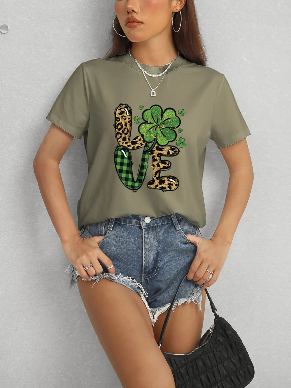 LOVE Round Neck Short Sleeve T-Shirt – Trendsi | ClozArt