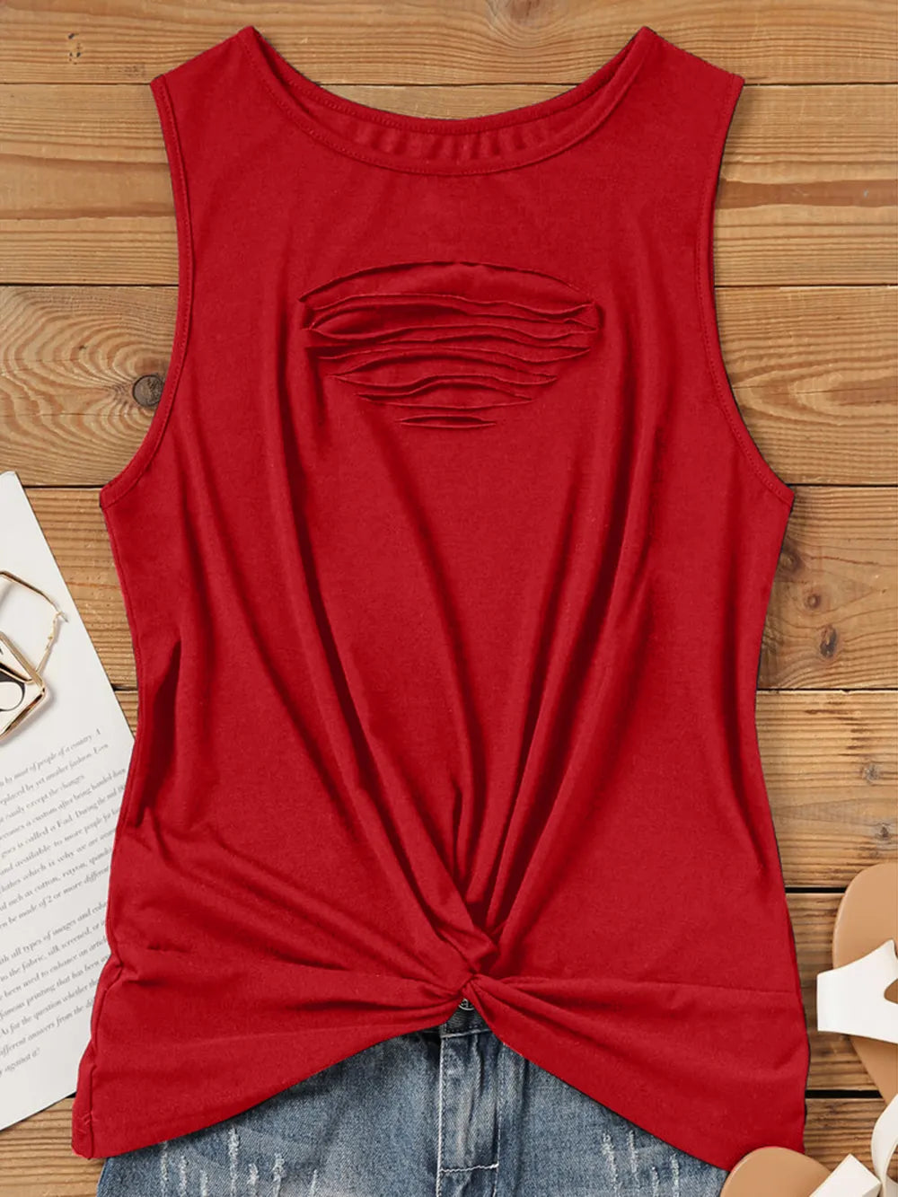 Cutout Twisted Round Neck Tank – Trendsi | ClozArt