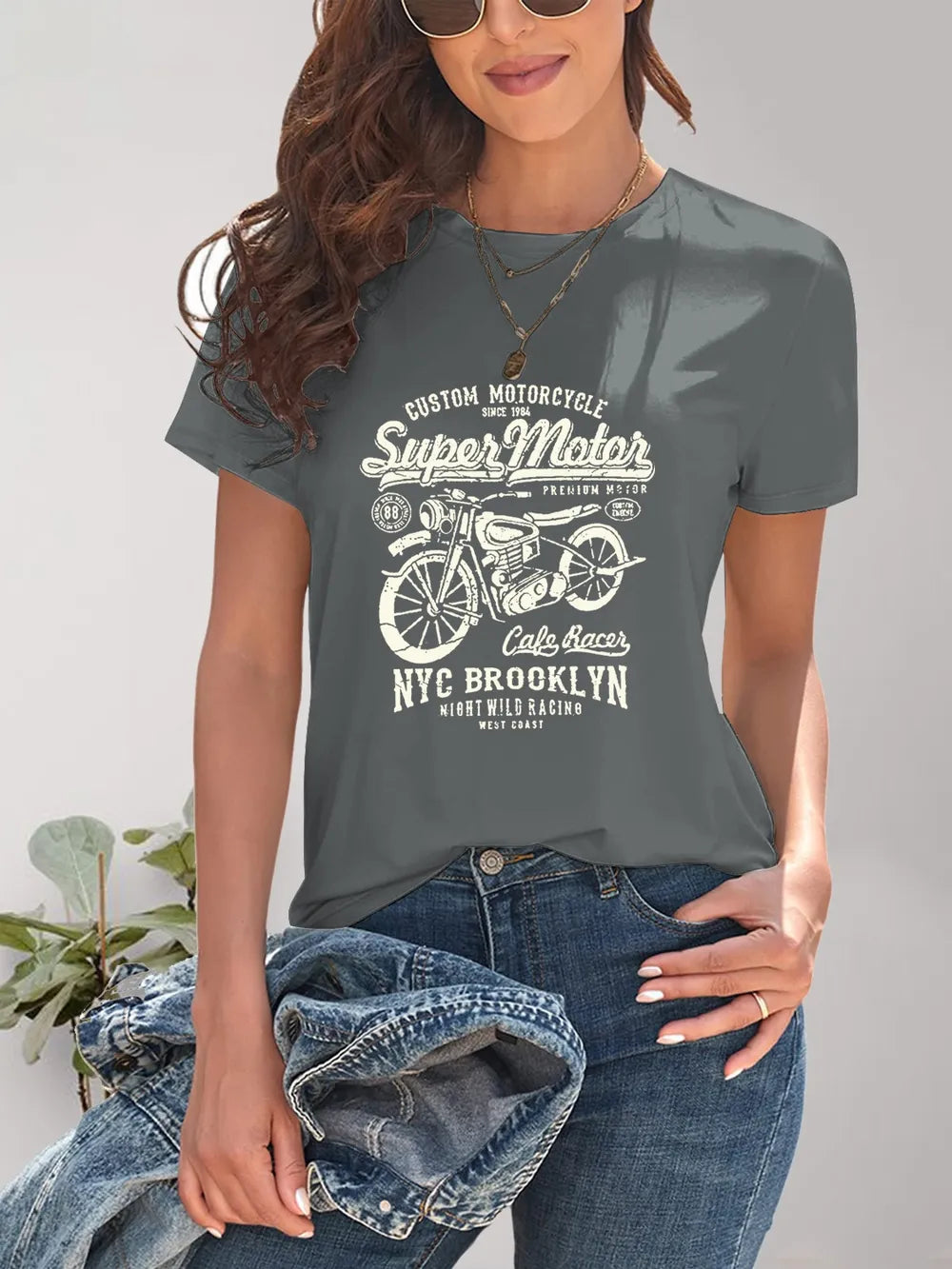 Motorcycle Graphic Round Neck T-Shirt – Trendsi | ClozArt