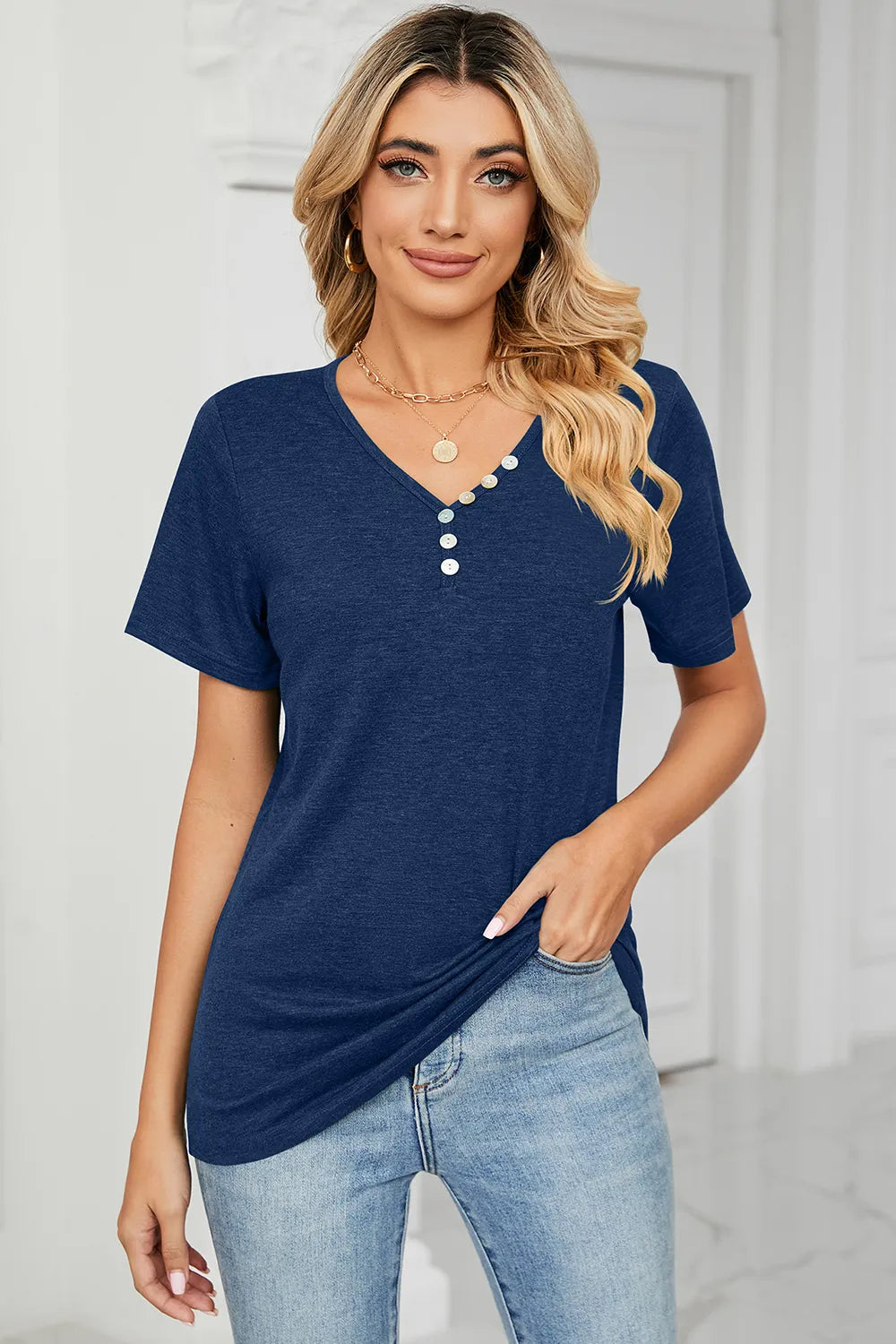 V-Neck Short Sleeve T-Shirt – Trendsi | ClozArt