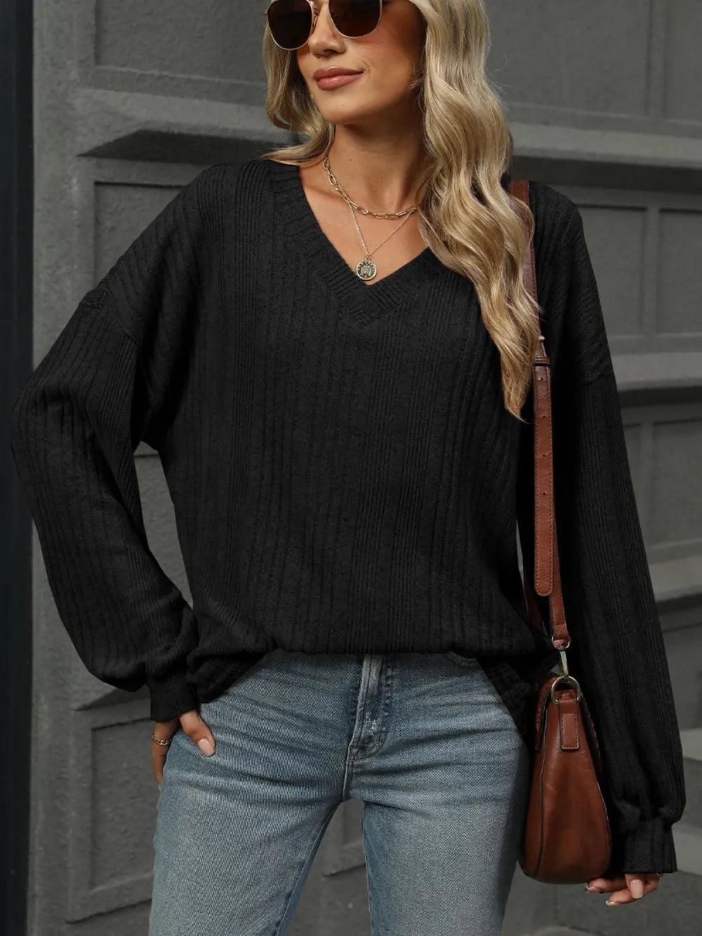 V-Neck Long Sleeve T-Shirt – Trendsi | ClozArt
