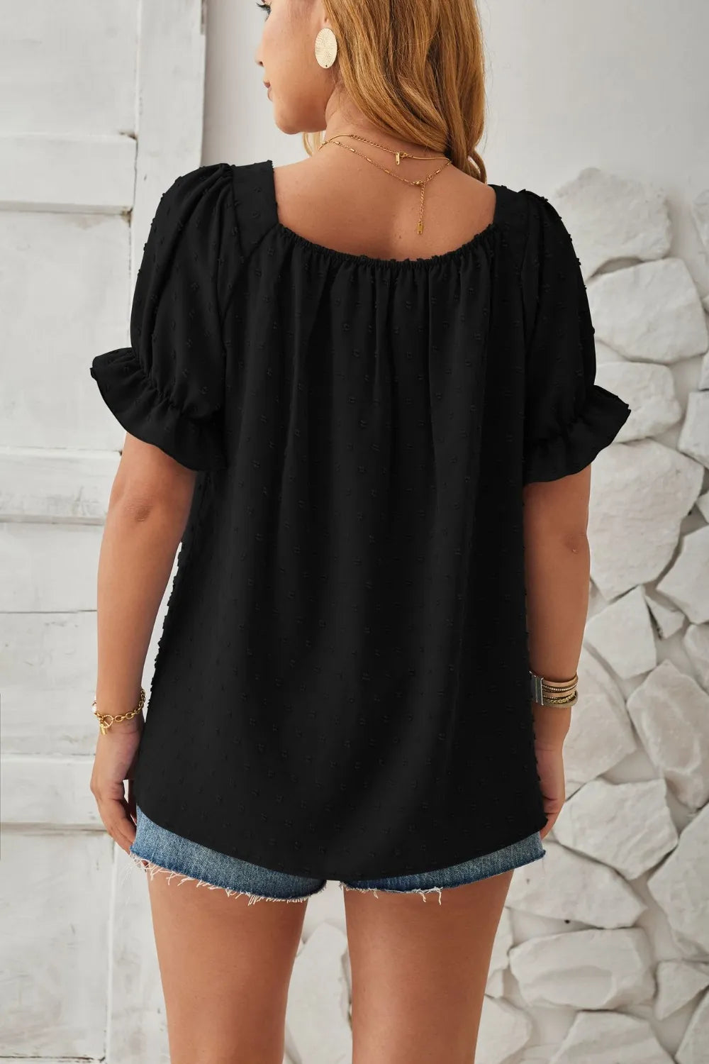 Swiss Dot Smocked Square Neck Short Sleeve T-Shirt – Trendsi | ClozArt