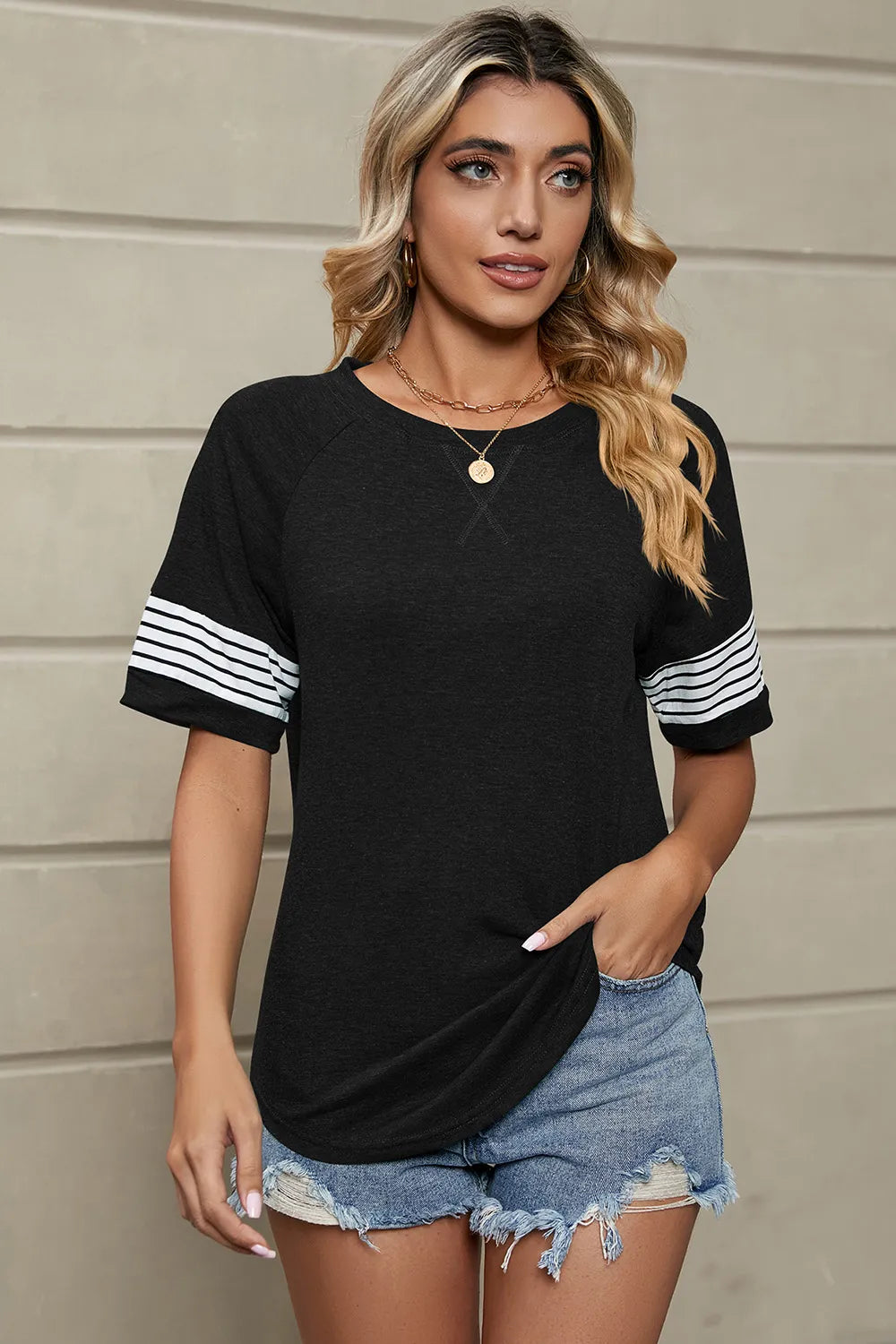 Striped Round Neck Short Sleeve T-Shirt – Trendsi | ClozArt