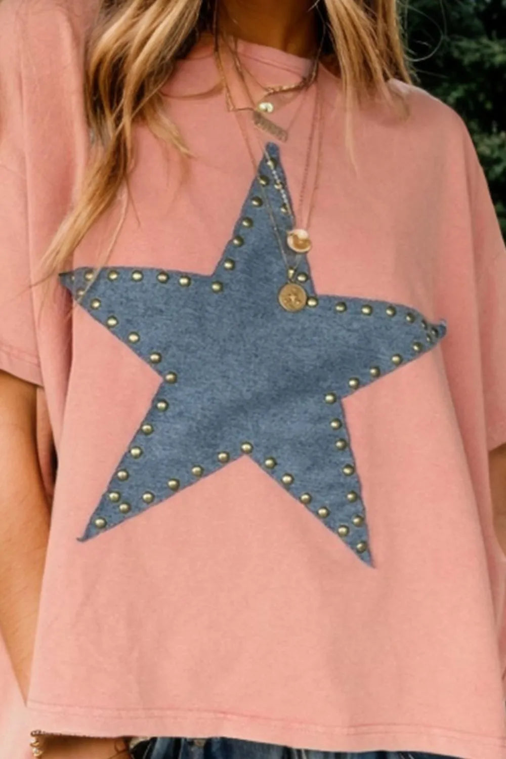 Studded Star Round Neck Short Sleeve T-Shirt – Trendsi | ClozArt