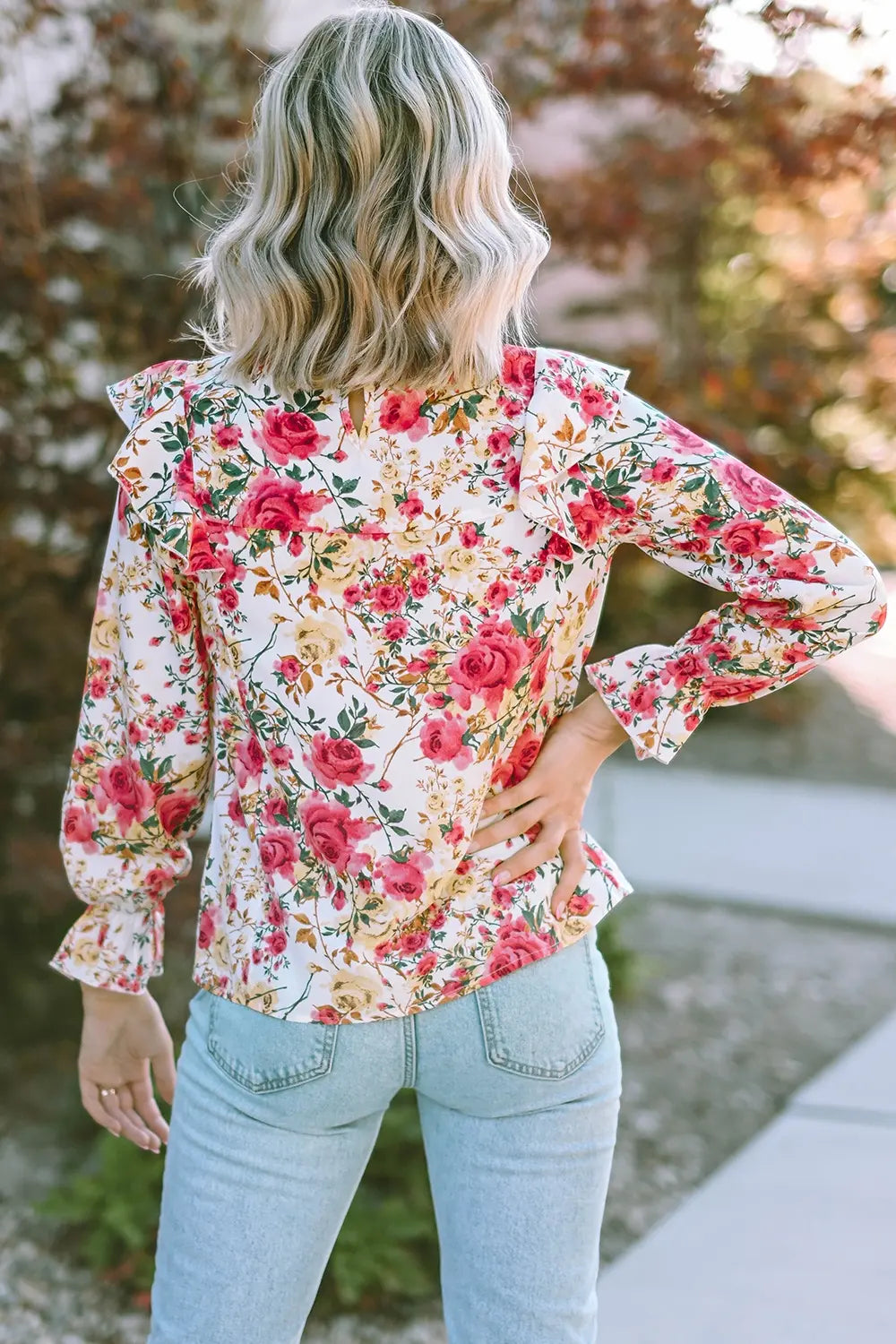 Floral Round Neck Smocked Blouse – Trendsi | ClozArt