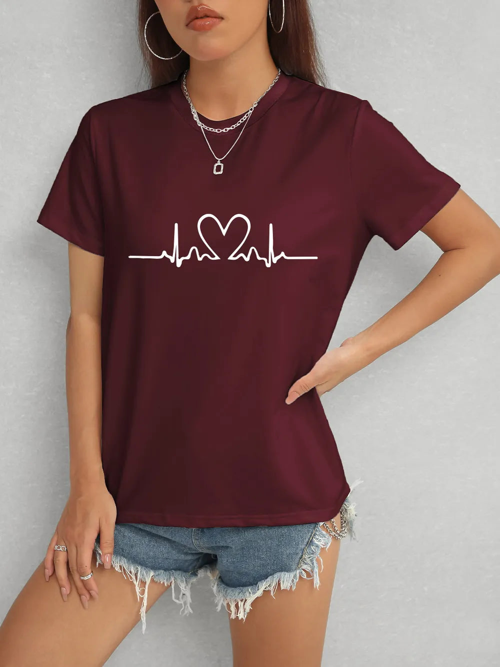 Heart Round Neck Short Sleeve T-Shirt – Trendsi | ClozArt