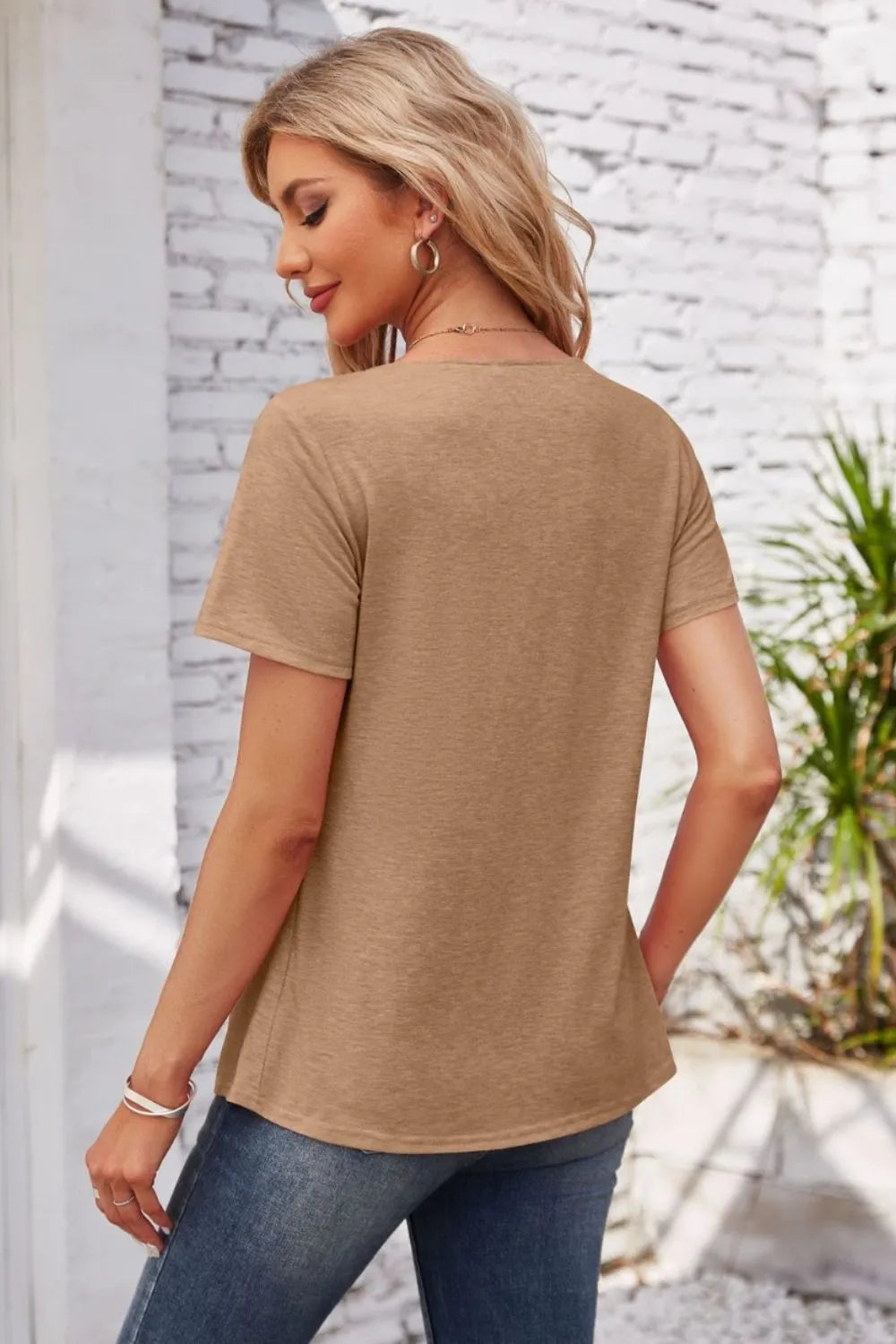 Decorative Button Scoop Neck T-Shirt – Trendsi | ClozArt