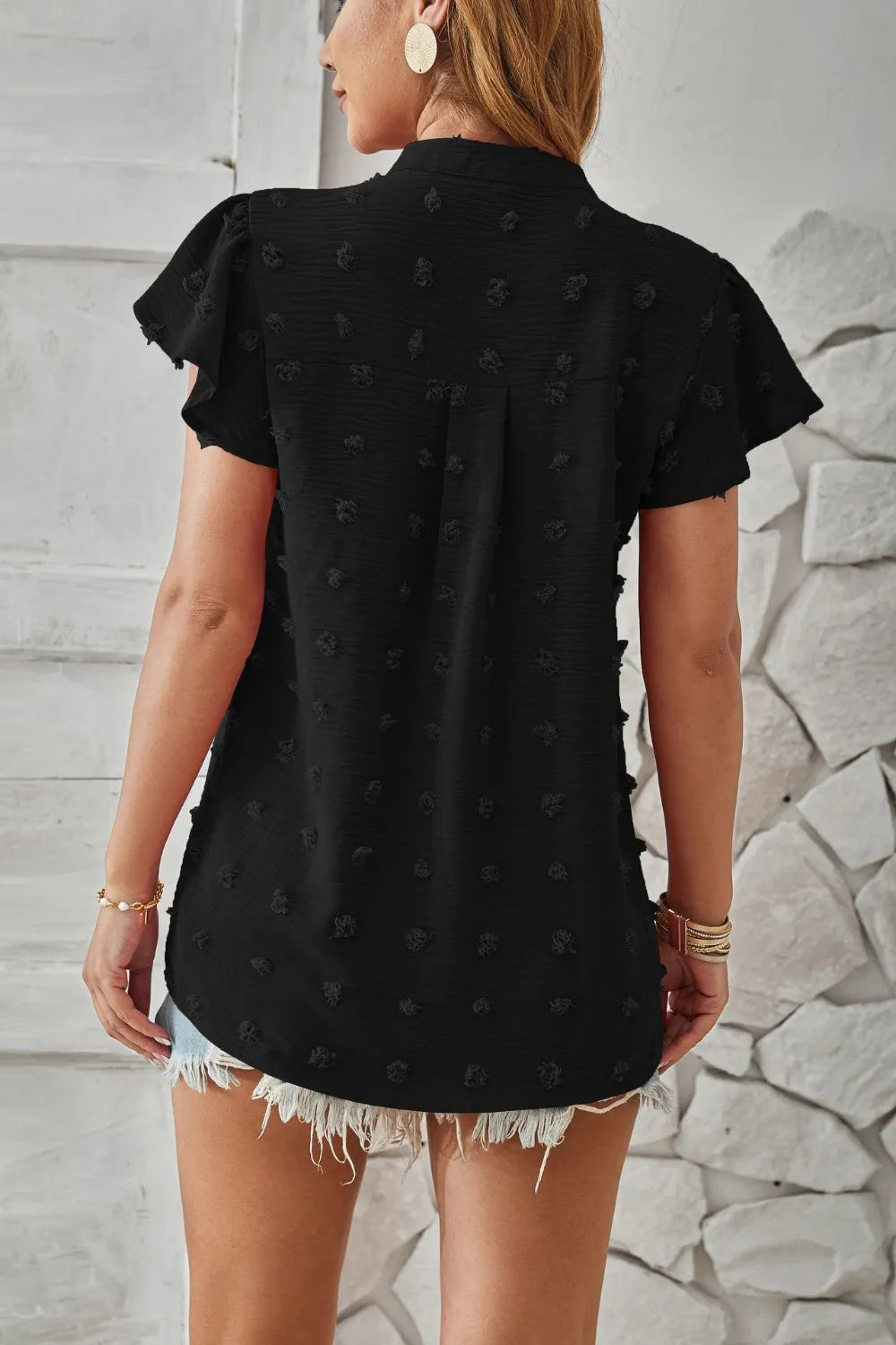 Swiss Dot Notched Cap Sleeve T-Shirt – Trendsi | ClozArt