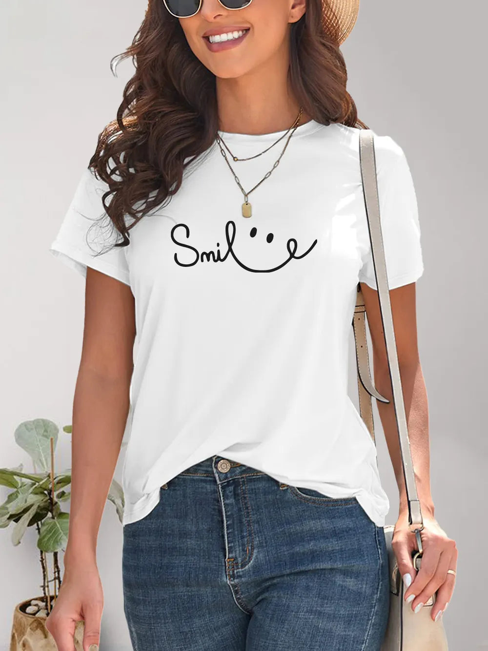 SMILE Round Neck Short Sleeve T-Shirt – Trendsi | ClozArt