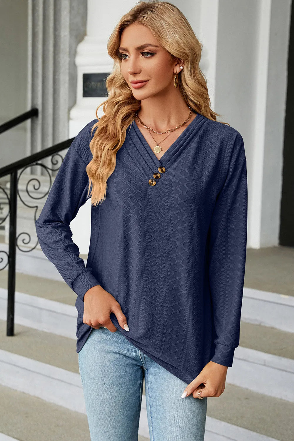 V-Neck Long Sleeve T-Shirt – Trendsi | ClozArt