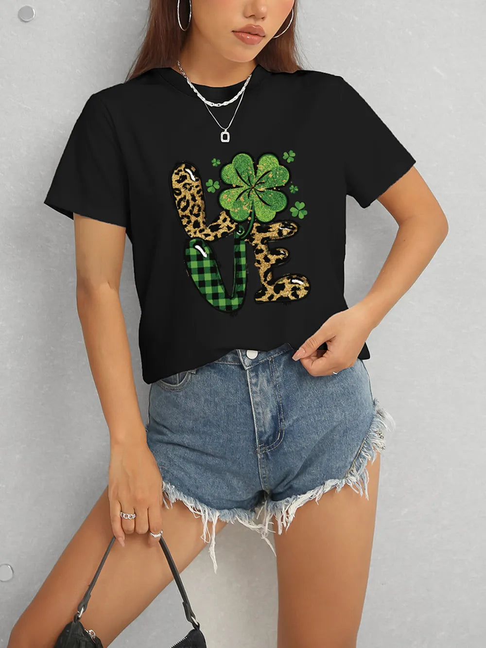 LOVE Round Neck Short Sleeve T-Shirt – Trendsi | ClozArt
