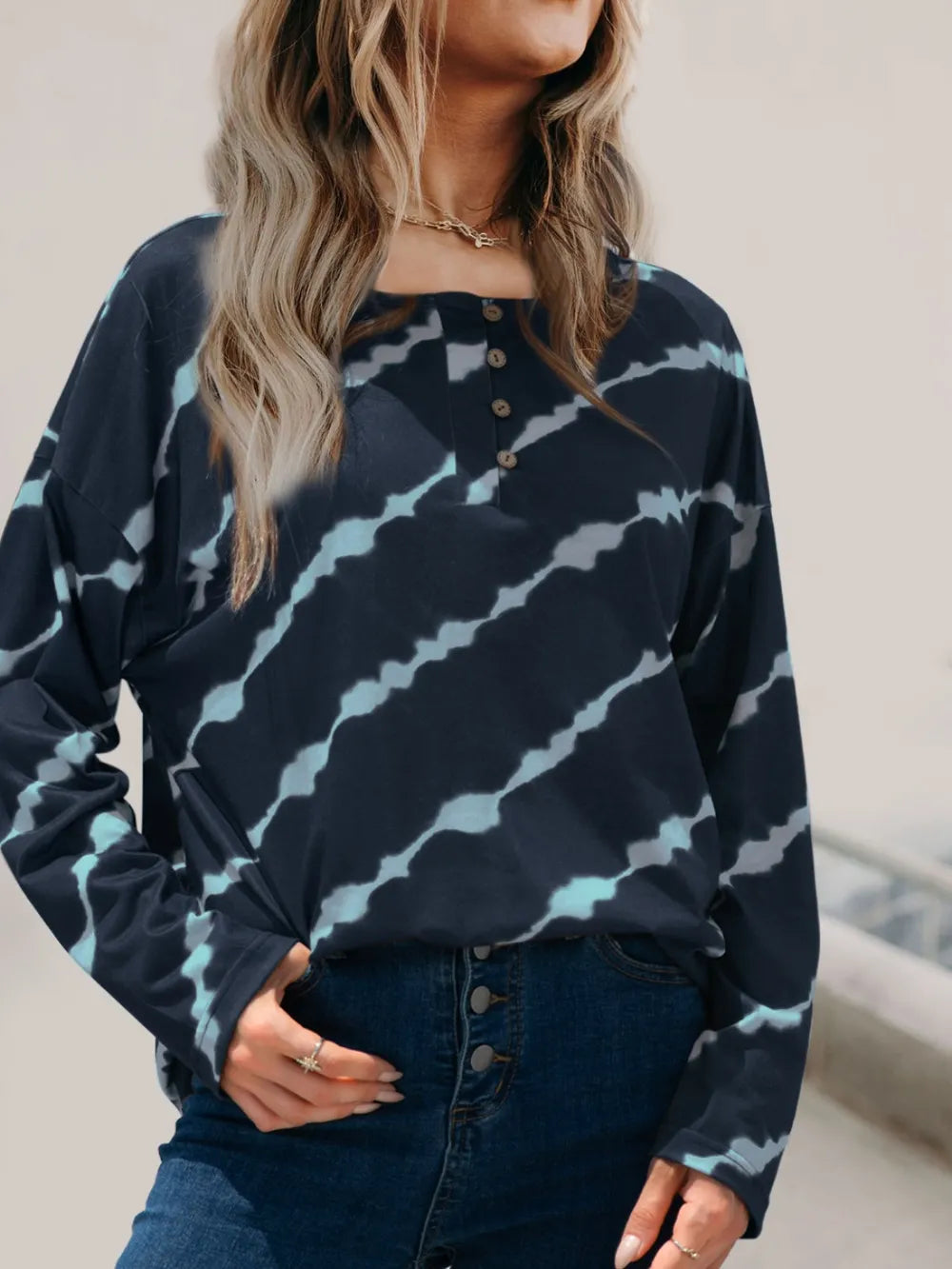 Striped Round Neck Long Sleeve T-Shirt – Trendsi | ClozArt