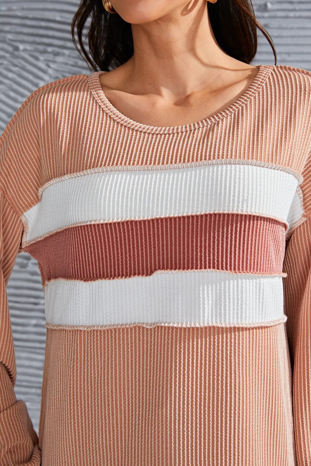 Ribbed Color Block Exposed Seam Round Neck Blouse – Trendsi | ClozArt