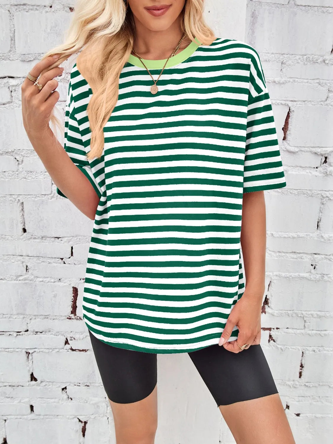 Contrast Striped Round Neck T-Shirt – Trendsi | ClozArt