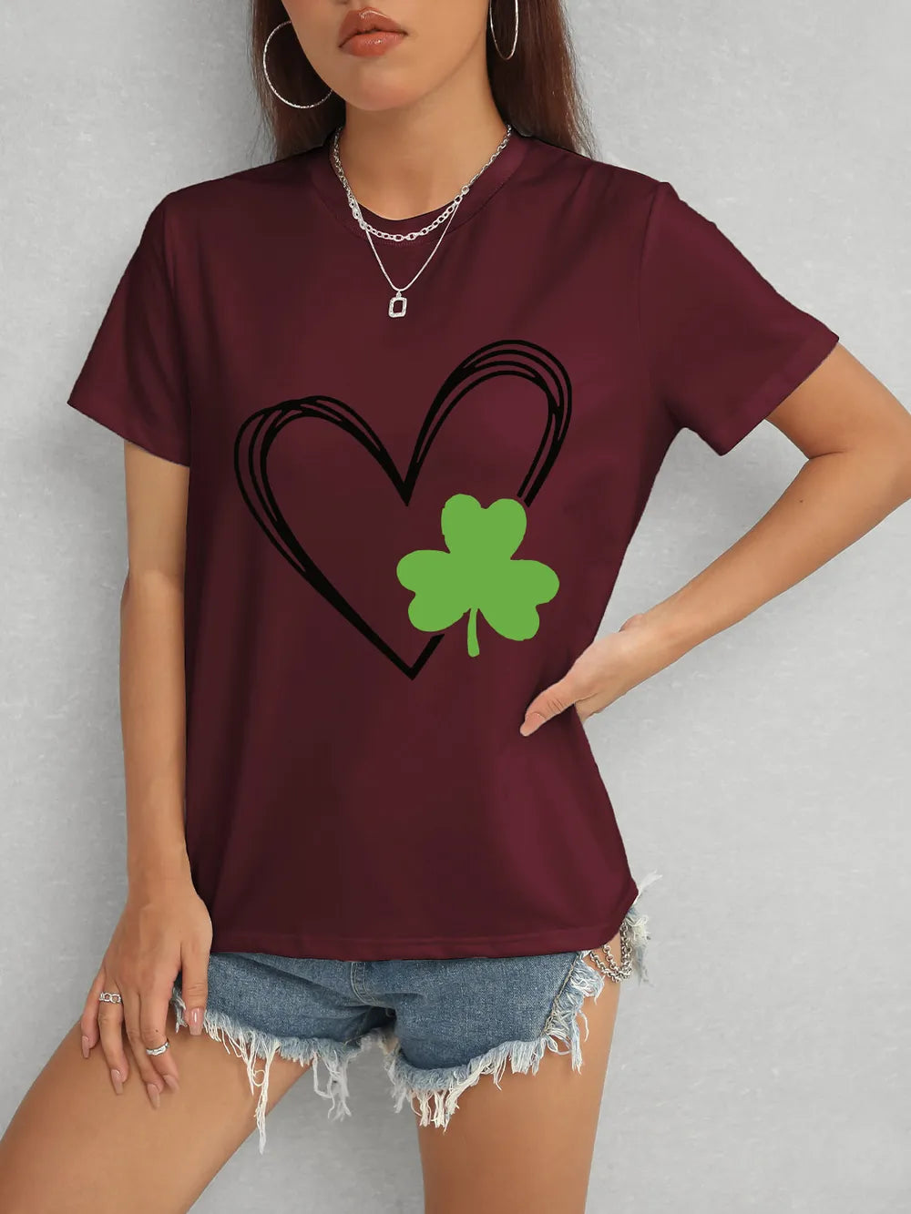 Heart Lucky Clover Short Sleeve T-Shirt – Trendsi | ClozArt