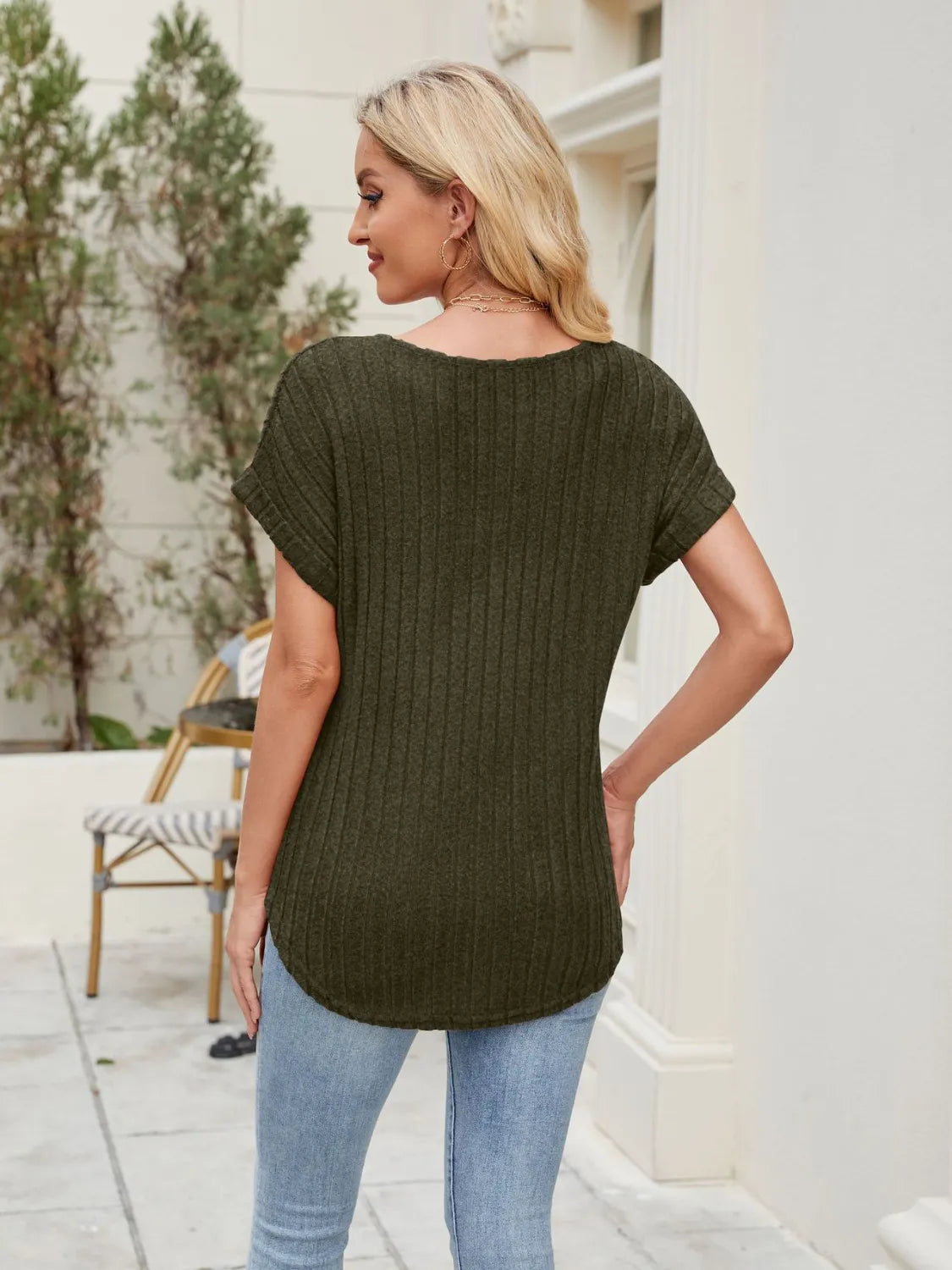 Round Neck Short Sleeve T-Shirt – Trendsi | ClozArt