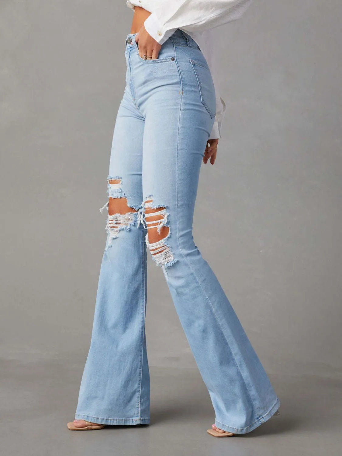 Distressed Jeans with Pockets – Trendsi | ClozArt