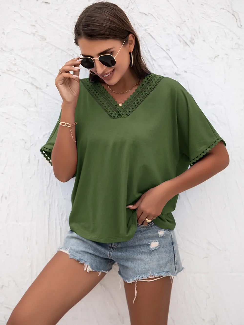 Ivy Lane Lace Detail V-Neck T-Shirt – Trendsi | ClozArt
