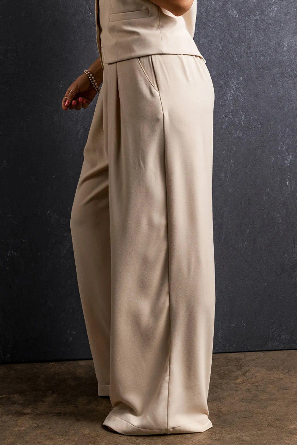 Ruched Wide Leg Pants with Pockets – Trendsi | ClozArt