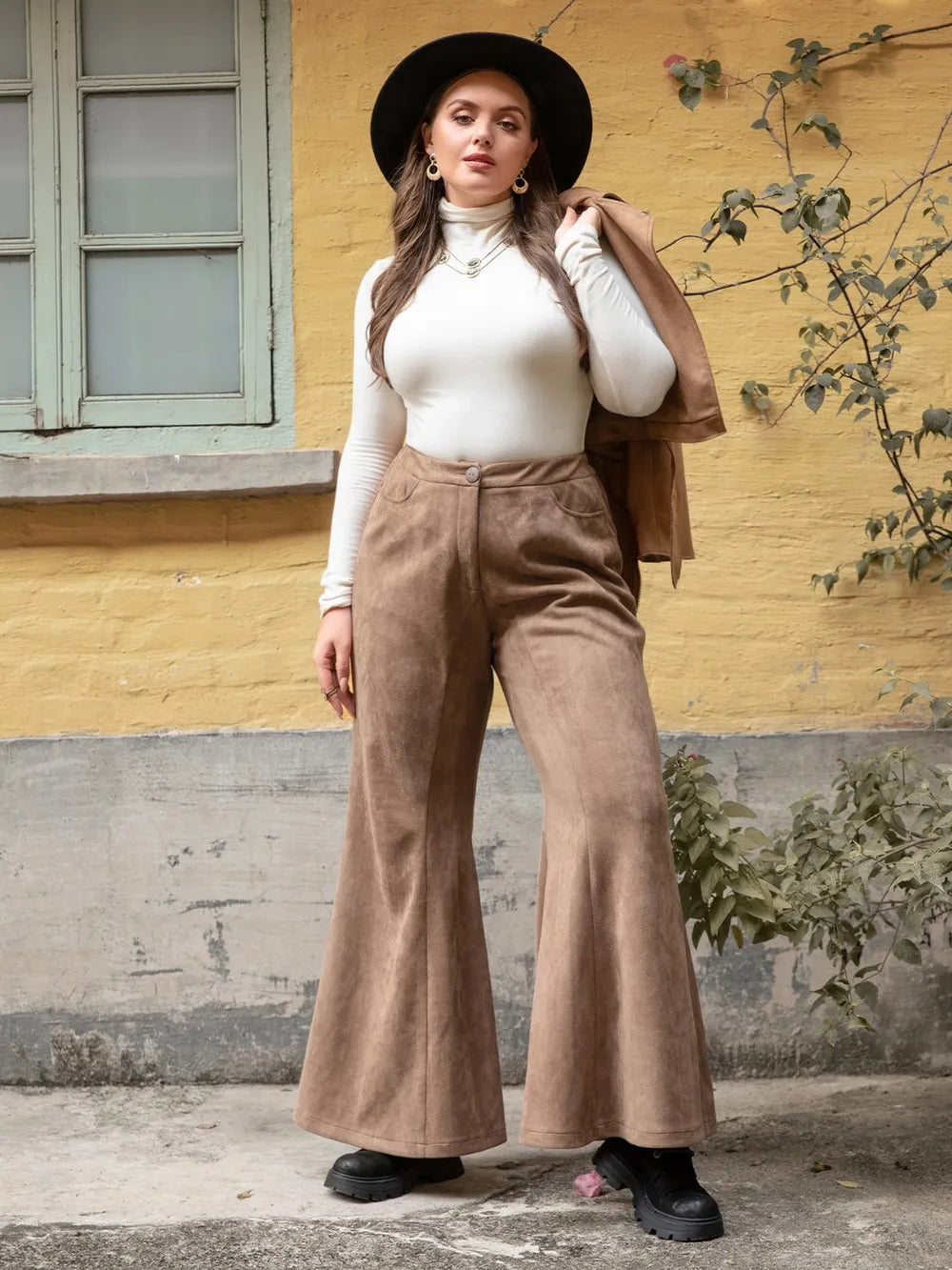 Plus Size Pocketed Flare Pants – Trendsi | ClozArt