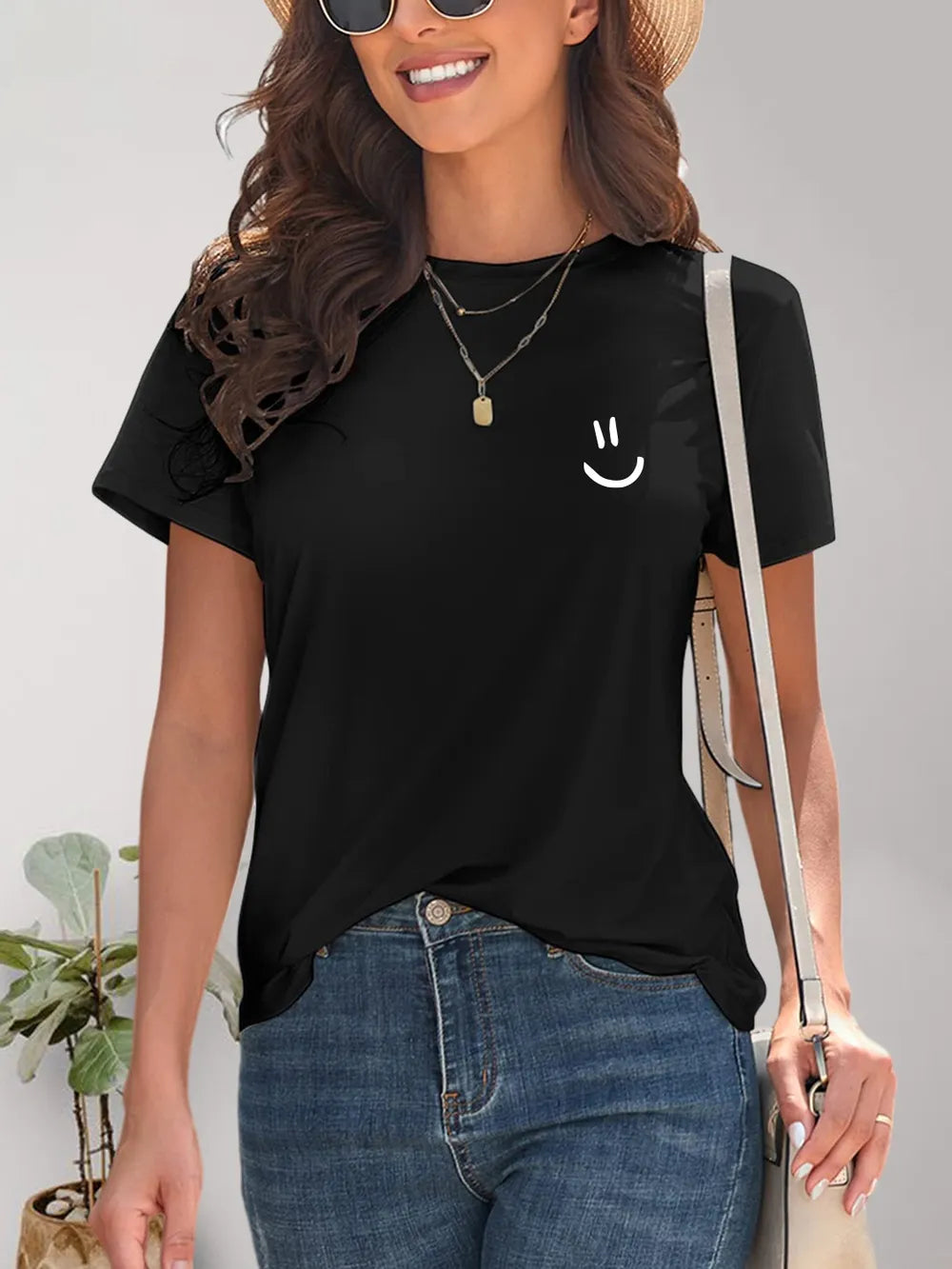 Smile Graphic Round Neck Short Sleeve T-Shirt – Trendsi | ClozArt