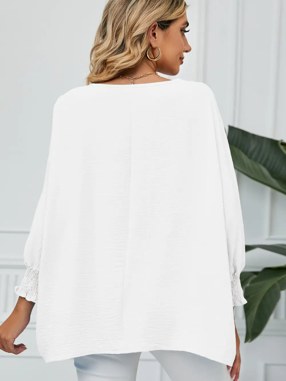 Smocked Lantern Sleeve Round Neck Blouse – Trendsi | ClozArt