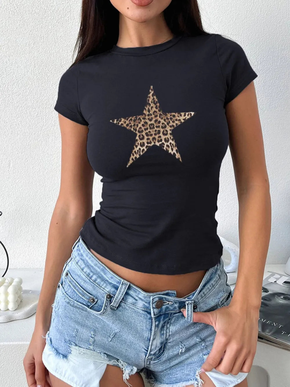 Devine Star Round Neck Short Sleeve T-Shirt – Trendsi | ClozArt