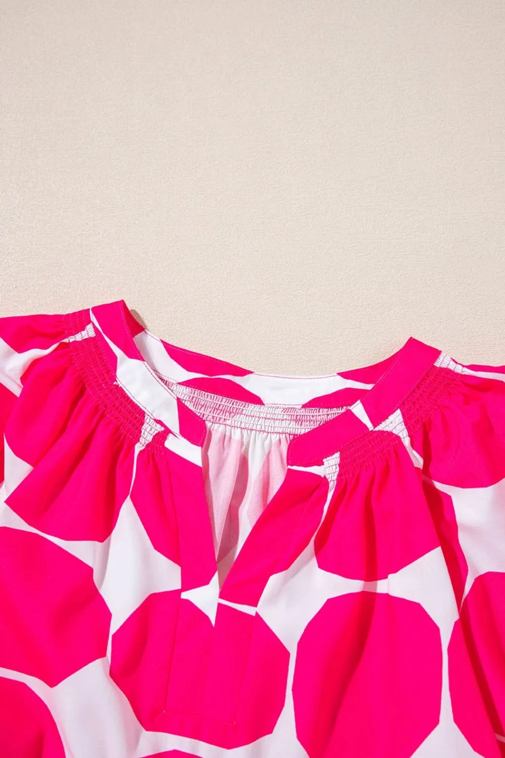 Contrast Notched Flutter Sleeve Dress – Trendsi | ClozArt