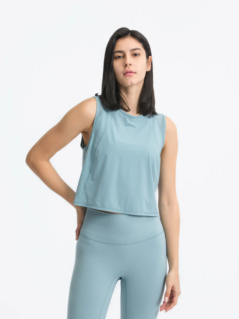 Millennia Round Neck Cropped Active Tank – Trendsi | ClozArt
