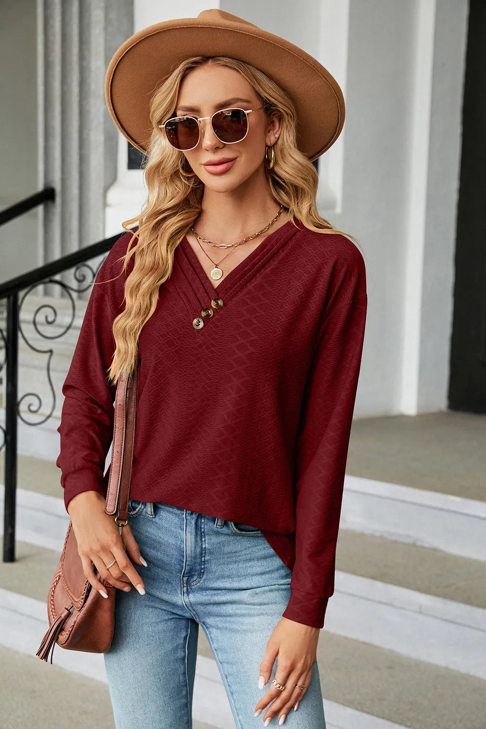 V-Neck Long Sleeve T-Shirt – Trendsi | ClozArt