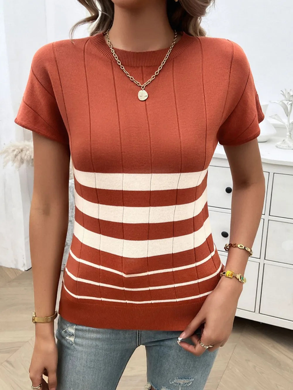 Devine Striped Round Neck Short Sleeve Knit Top – Trendsi | ClozArt