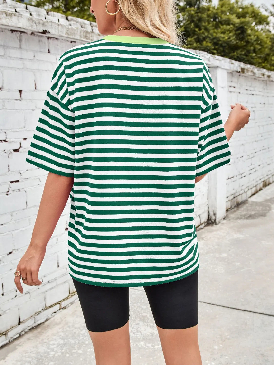 Contrast Striped Round Neck T-Shirt – Trendsi | ClozArt