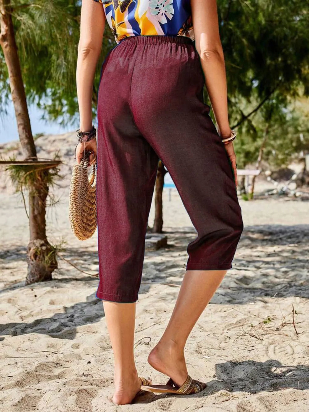 Pocketed Elastic Waist Capris – Trendsi | ClozArt