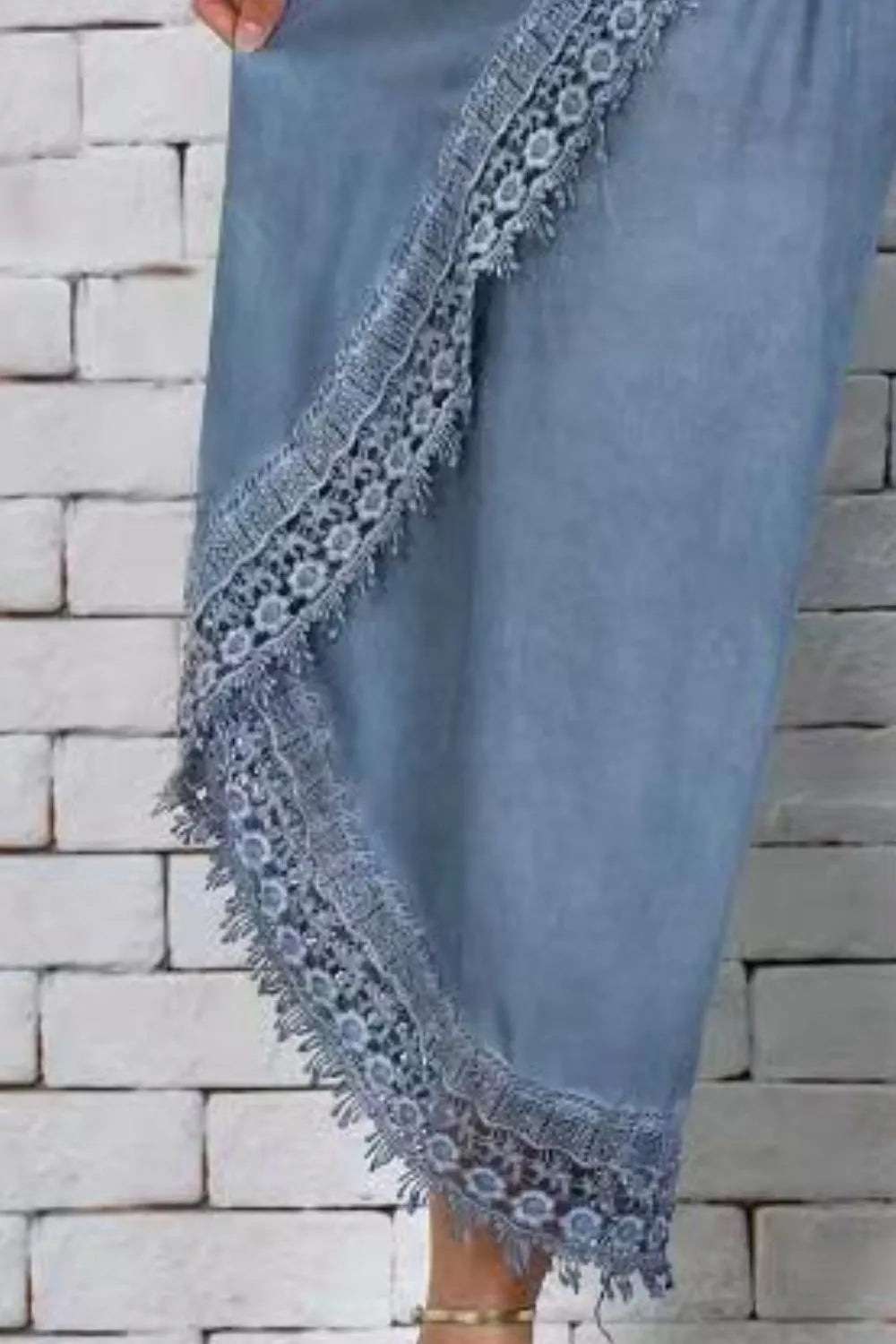 Full Size Lace Detail Wide Leg Pants Plus Size – Trendsi | ClozArt