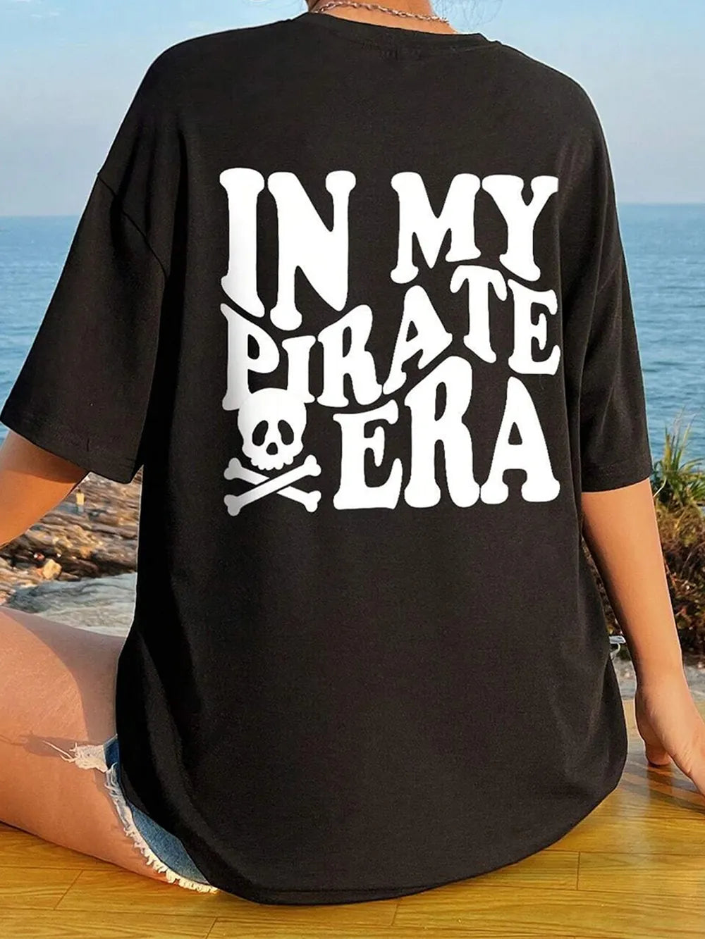 IN MY PIRATE ERA Round Neck T-Shirt – Trendsi | ClozArt
