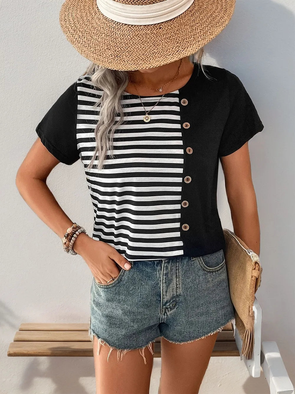 Perfee Striped Round Neck Short Sleeve T-Shirt – Trendsi | ClozArt