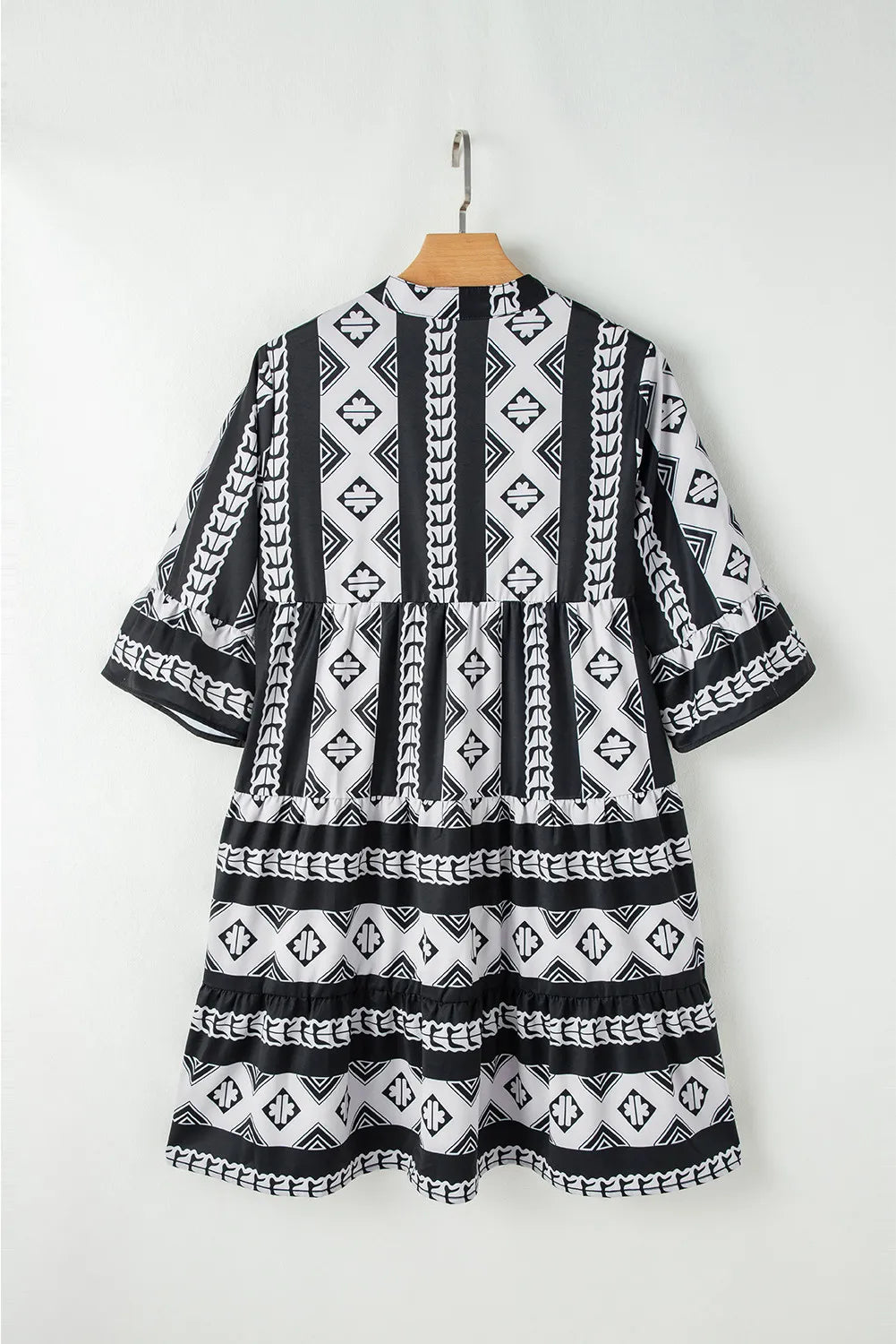 Tiered Printed Notched Half Sleeve Dress – Trendsi | ClozArt