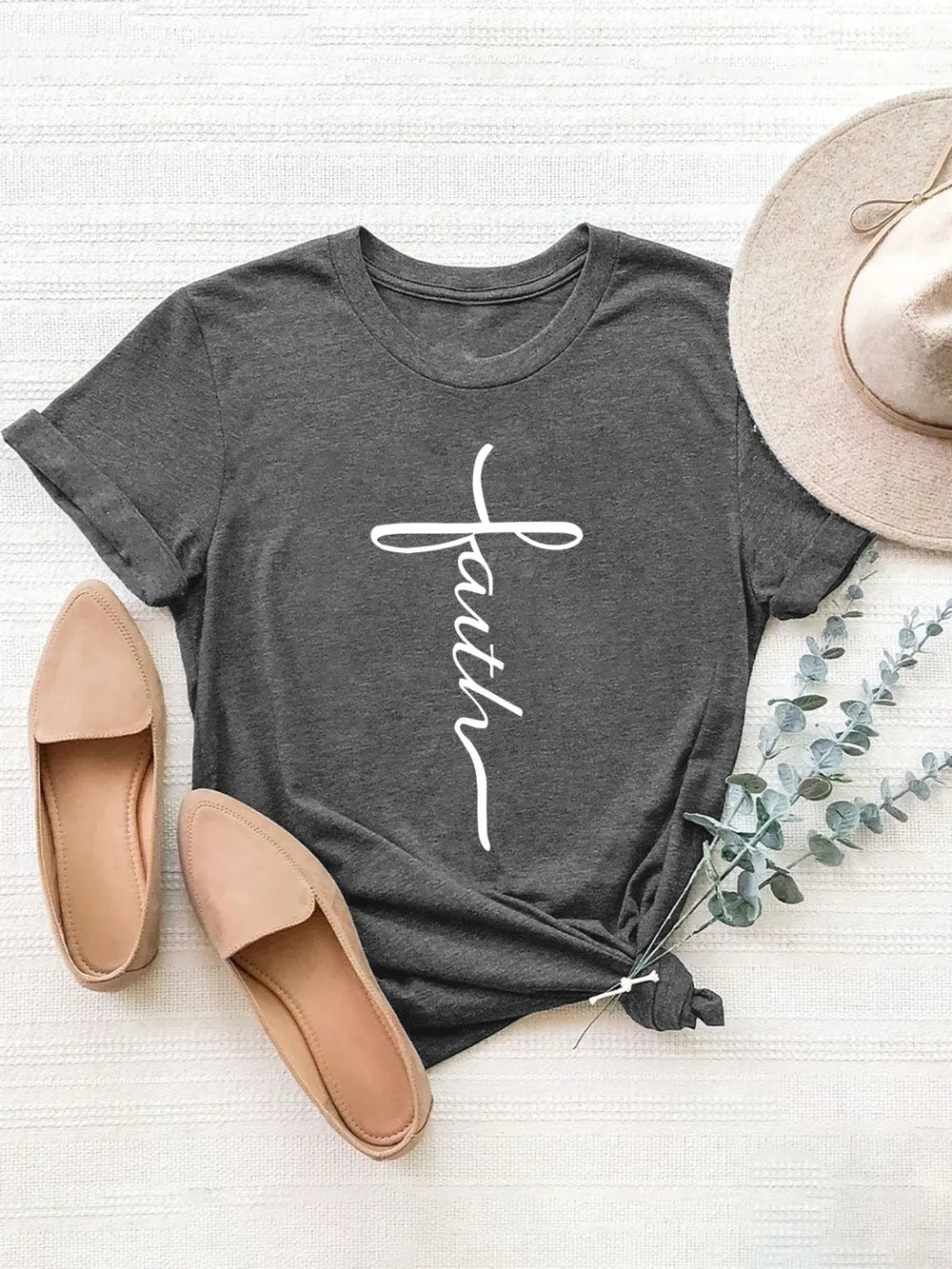 Letter Graphic Round Neck Short Sleeve T-Shirt – Trendsi | ClozArt