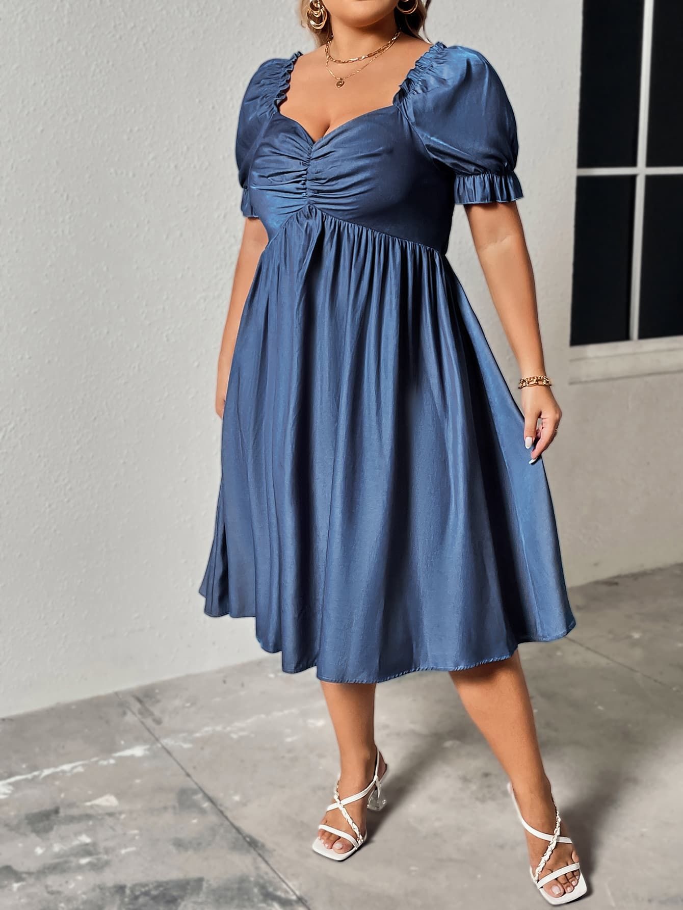Honey Plus Size Ruched Sweetheart Neck Dress – Trendsi | ClozArt