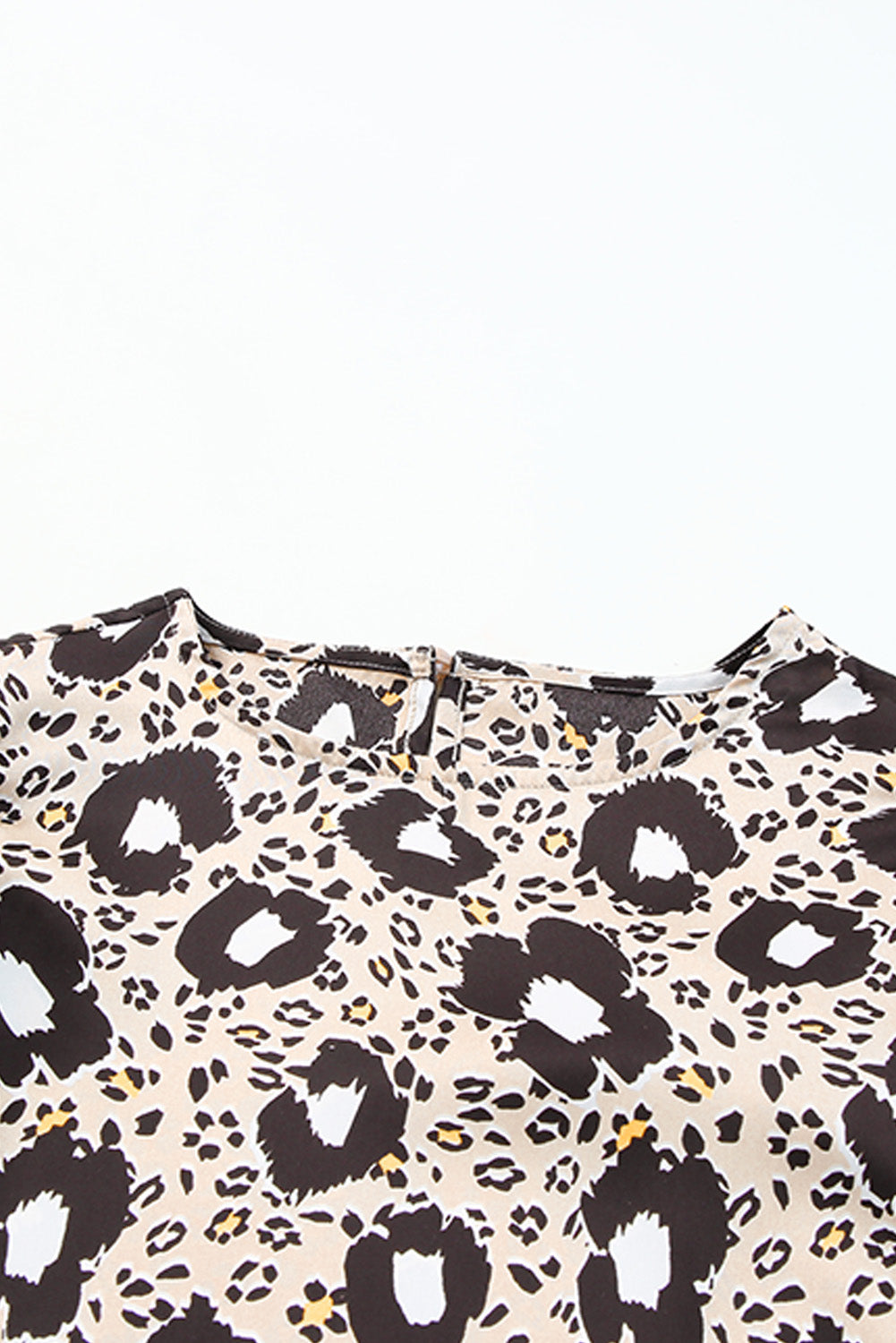 Animal Print Puff Sleeve Round Neck Blouse – Trendsi | ClozArt