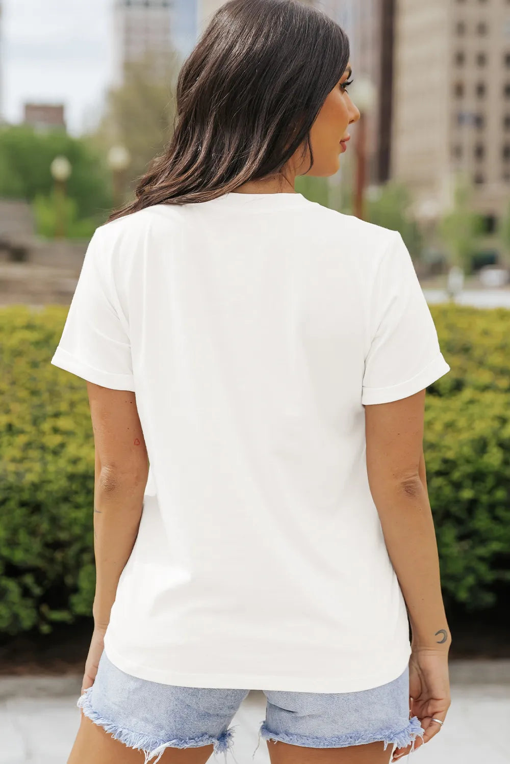 Graphic Round Neck Short Sleeve T-Shirt – Trendsi | ClozArt