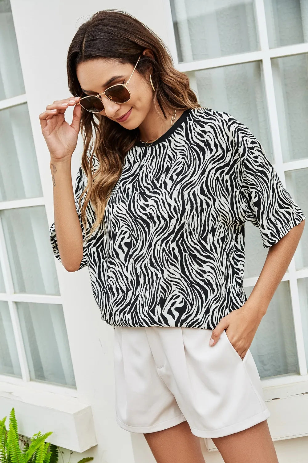 Printed Round Neck Half Sleeve Top – Trendsi | ClozArt