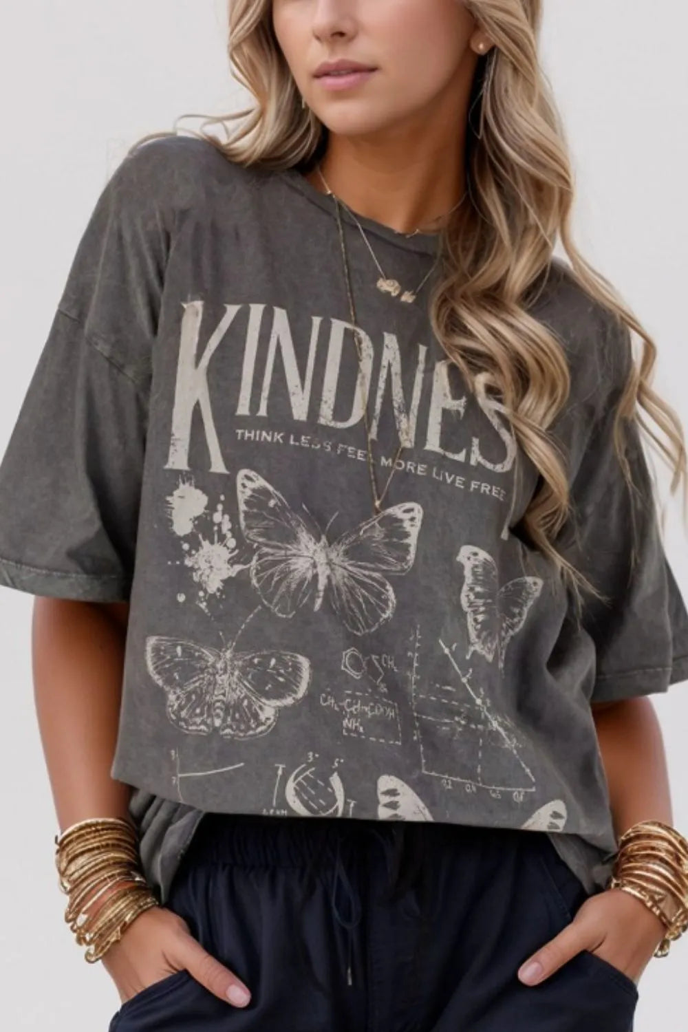 Kindness Butterflies Graphic Mineral Wash Loose Tee – Trendsi | ClozArt