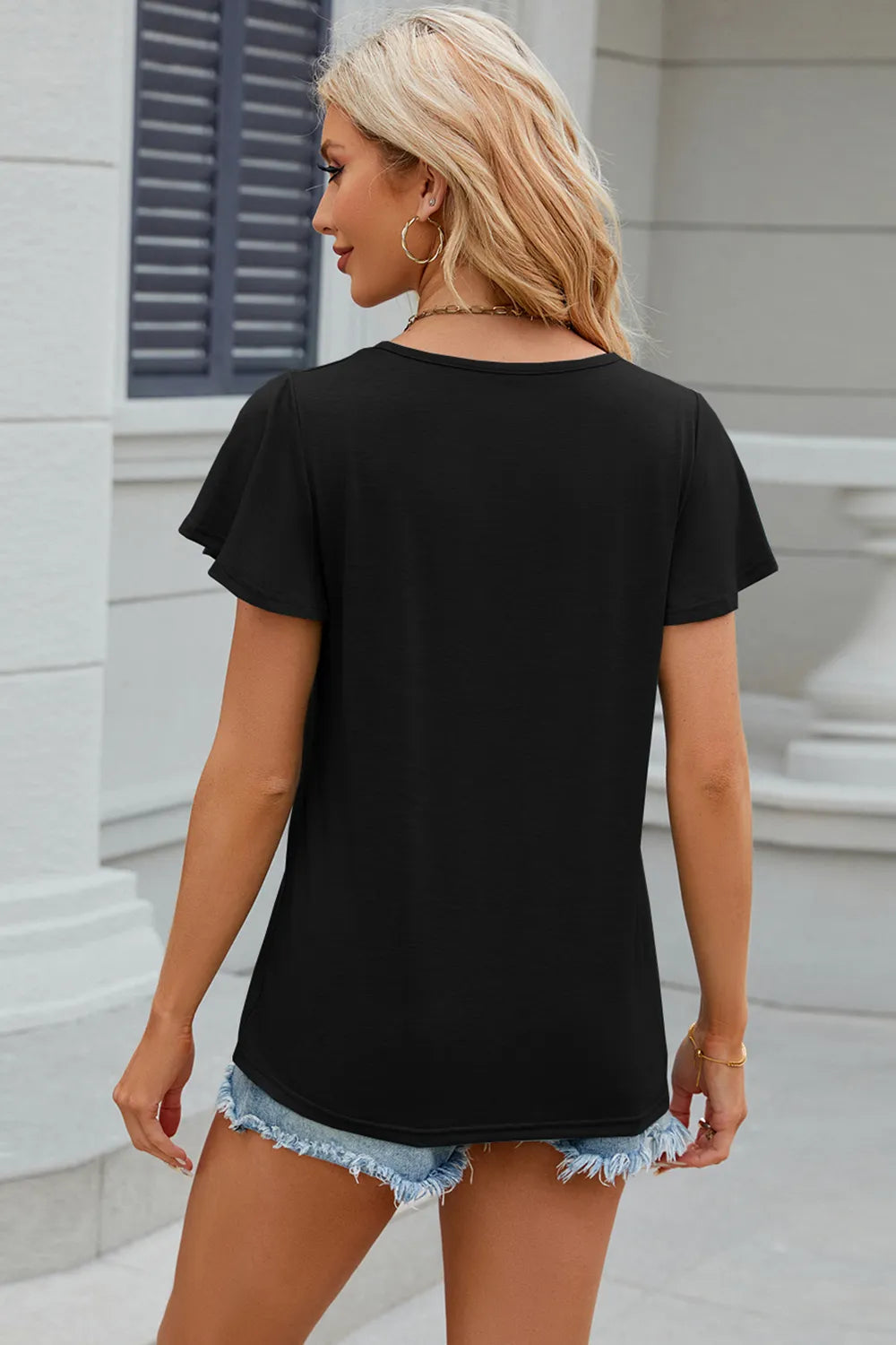V-Neck Short Sleeve T-Shirt – Trendsi | ClozArt