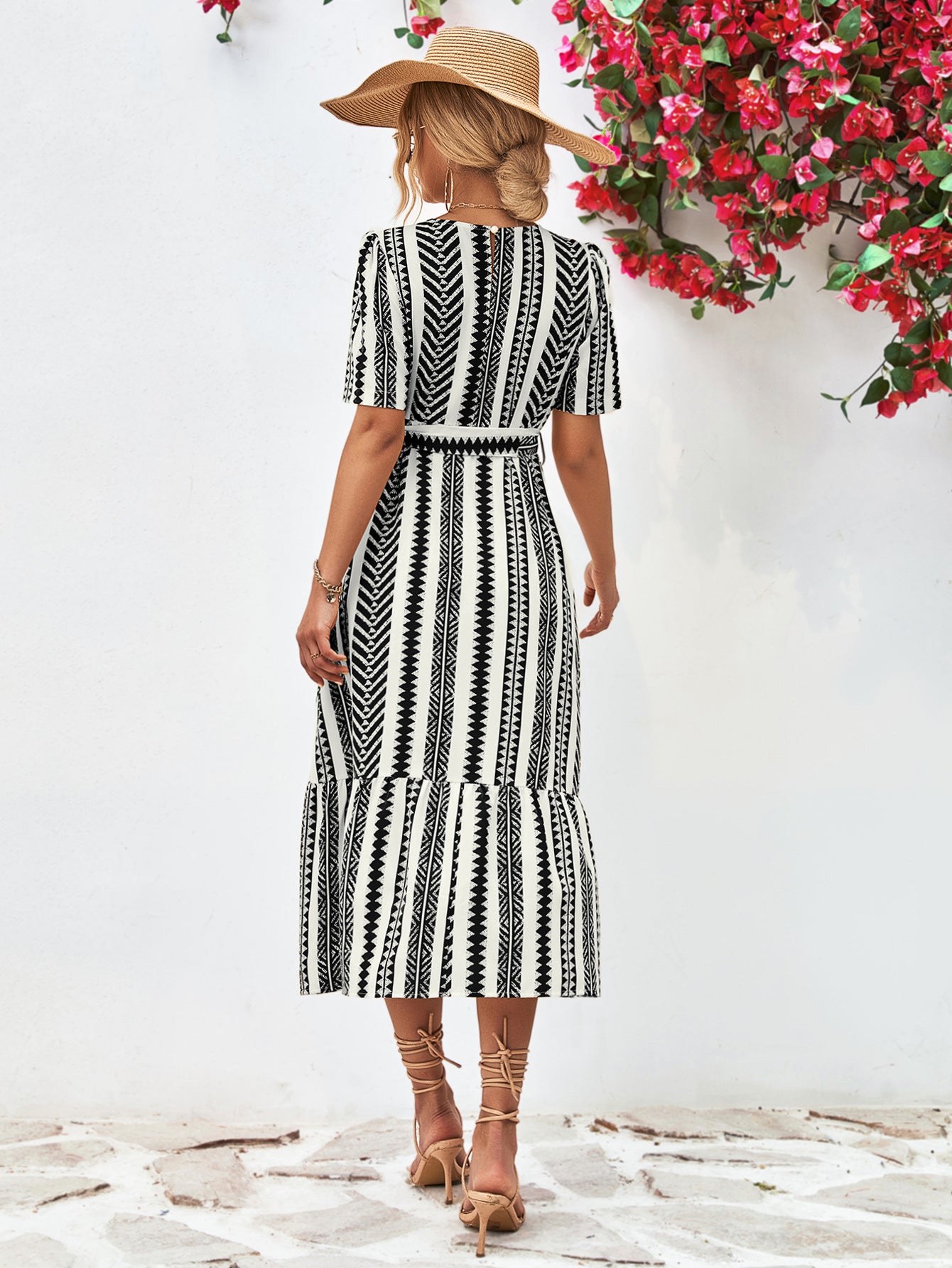 Striped Tie Belt Round Neck Puff Sleeve Dress – Trendsi | ClozArt